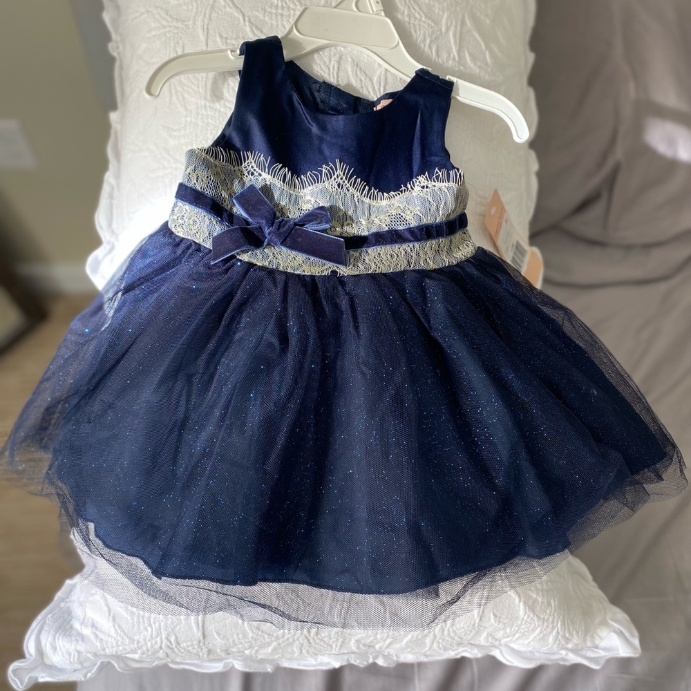 Very cute Nanette lepore girls formal navy color dress 12 month new with tagon
